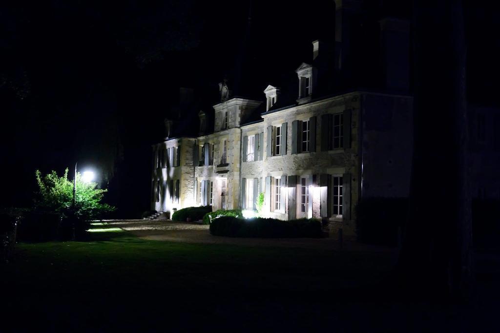 Chateau De Planchevienne Magny-Cours Exterior foto